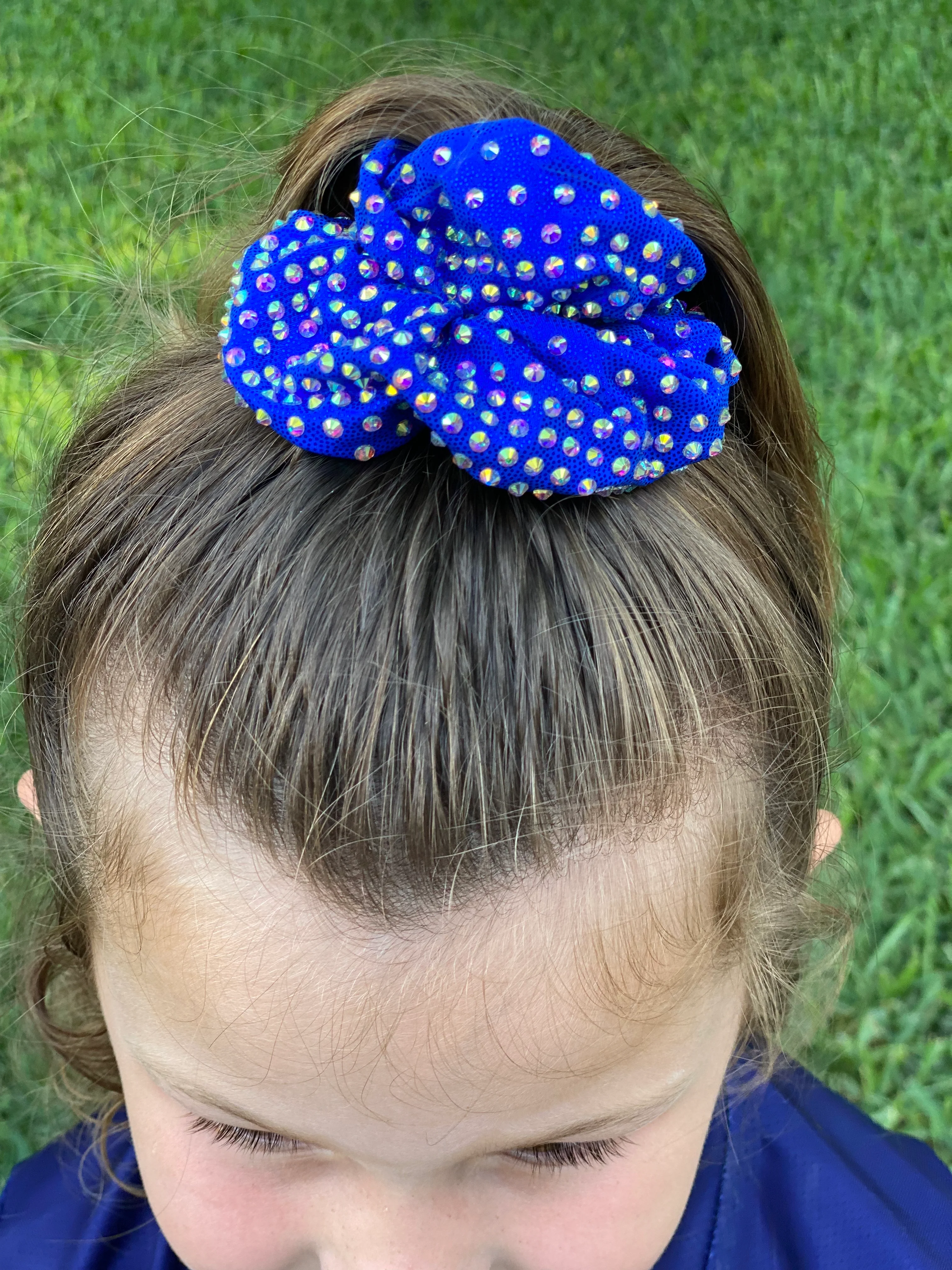 Shimmer Hair Scrunchie - Image 4